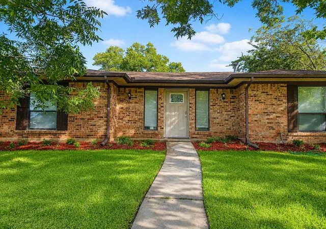 Photo 1 of Single family home for sale at 5209 Sarasota Dr, Garland, TX 75043 | MLS# 21328926 | Listing updated on 2026-09-14