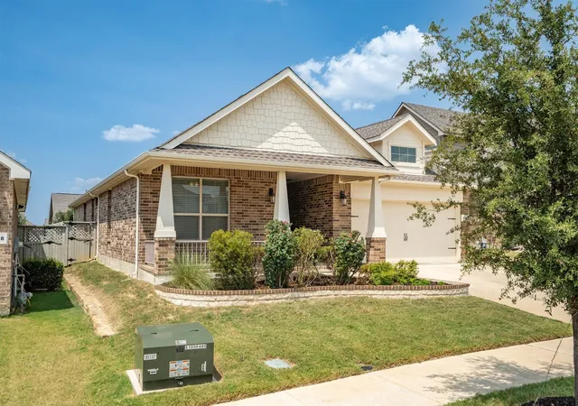 Photo 3 of Single family home for sale at 2304 Mockingbird Ct, Justin, TX 76247 | MLS# 21328925 | Listing updated on 2026-09-10