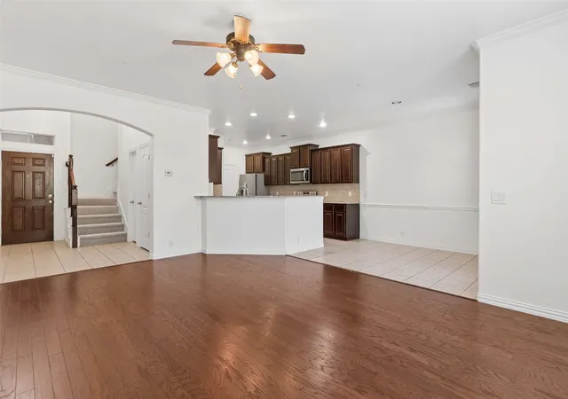 Photo 4 of Townhouse for sale at 1844 Villa Dr, Allen, TX 75013 | MLS# 21323803 | Listing updated on 2026-09-13