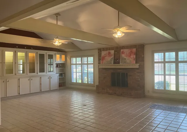 Photo 3 of Townhouse for sale at 205 Northwood Blvd, Corsicana, TX 75110 | MLS# 21328556 | Listing updated on 2026-09-08