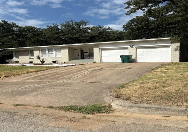Photo 2 of Single family home for sale at 2512 Malcolm St, Fort Worth, TX 76112 | MLS# 21329013 | Listing updated on 2026-09-10
