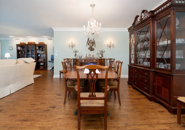 Listing Photo 5 - Condo for sale in building located at 3525 Turtle Creek Blvd, Dallas, TX 75219 - Unit #11D