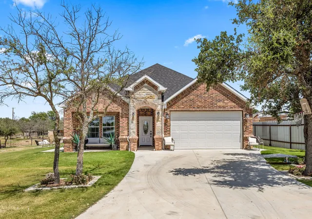 Photo 1 of Single family home for sale at 150 Browning Ct, Springtown, TX 76082 | MLS# 21329224 | Listing updated on 2026-09-10