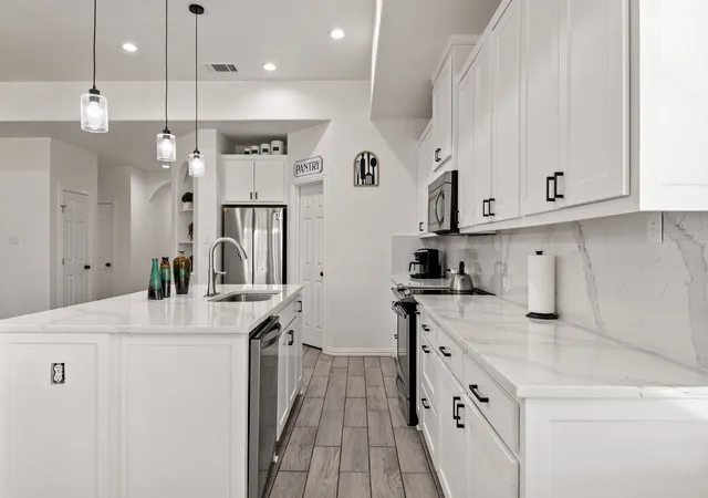 Photo 3 of Single family home for sale at 150 Browning Ct, Springtown, TX 76082 | MLS# 21329224 | Listing updated on 2026-09-10