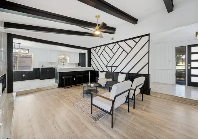 Photo 3 of Single family home for sale at 317 Cedar Creek Ct, Fort Worth, TX 76103 | MLS# 21327212 | Listing updated on 2026-09-13