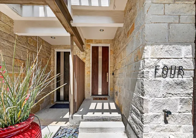 Photo 3 of Condo for sale at 4230 Travis St #4, Dallas, TX 75205 | MLS# 21329219 | Listing updated on 2026-09-13