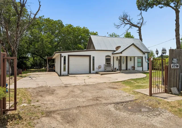Photo 1 of Single family home for sale at 4294 Fm 36 S, Caddo Mills, TX 75135 | MLS# 21325389 | Listing updated on 2026-10-03