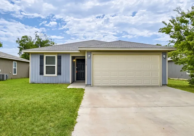 Photo 1 of Single family home for sale at 1439 Plum St, Abilene, TX 79601 | MLS# 21327119 | Listing updated on 2026-08-01