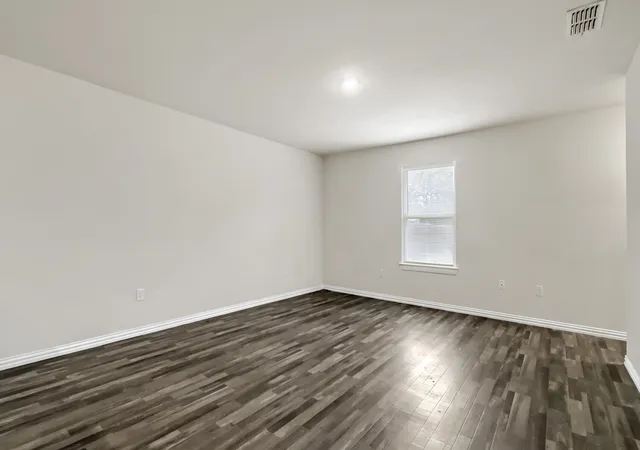 Photo 3 of Single family home for sale at 1439 Plum St, Abilene, TX 79601 | MLS# 21327119 | Listing updated on 2026-08-01