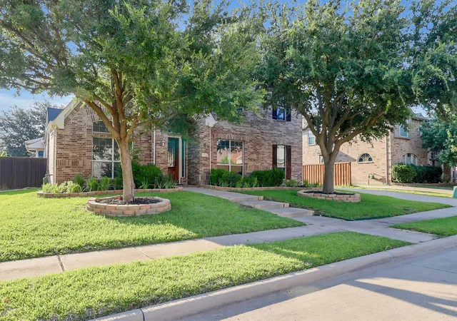 Photo 2 of Single family home for sale at 1194 Maple Ridge Wy, Murphy, TX 75094 | MLS# 21329525 | Listing updated on 2026-09-09