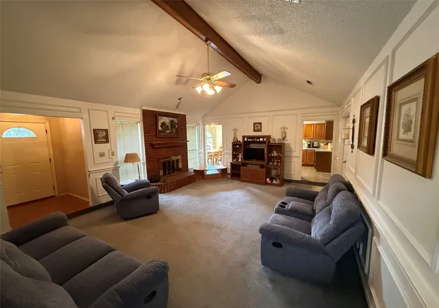 Photo 3 of Sale Pending at 2123 Turf Club Dr, Arlington, TX 76017 | MLS# 21329666 | Listing updated on 2026-07-28