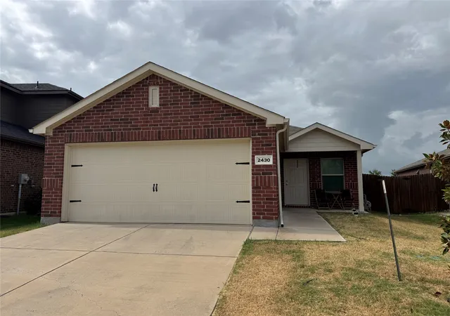 Photo 2 of Single family home for sale at 2430 Russell St, Crandall, TX 75114 | MLS# 21321592 | Listing updated on 2026-09-08