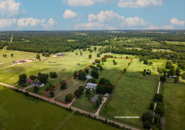 Photo 4 of House for sale at 1053 Vz County Road 4206, Athens, TX 75752 | MLS# 21328842 | Listing updated on 2026-09-10
