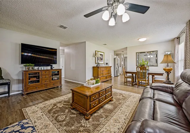 Photo 4 of Single family home for sale at 8909 Glen Falls Ln, Denton, TX 76210 | MLS# 21329484 | Listing updated on 2026-09-14