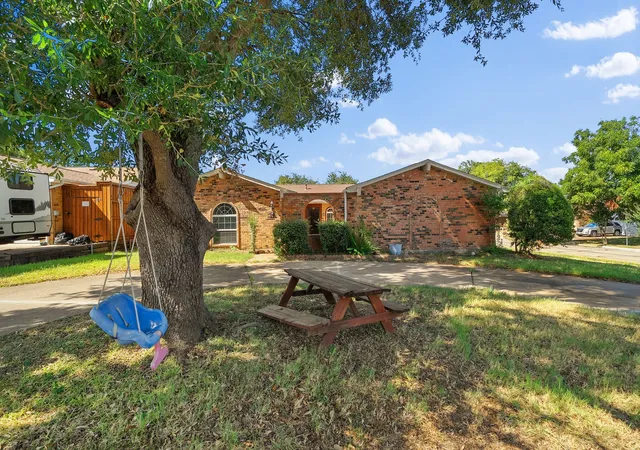 Photo 3 of Single family home for sale at 1801 Tameria Dr, Irving, TX 75060 | MLS# 21330003 | Listing updated on 2026-09-14