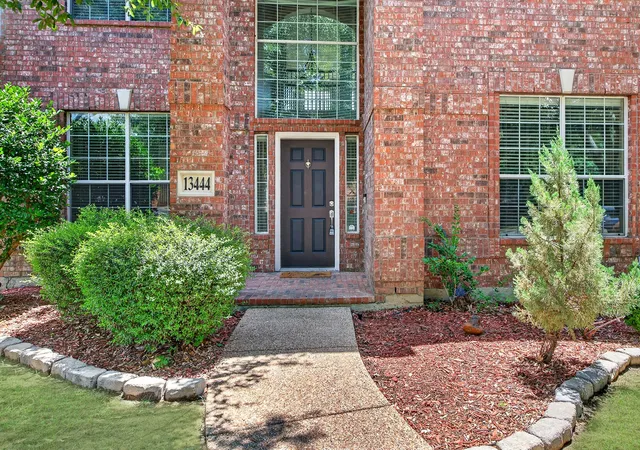 Photo 4 of Single family home for sale at 13444 Bavarian Dr, Frisco, TX 75033 | MLS# 21329607 | Listing updated on 2026-09-09