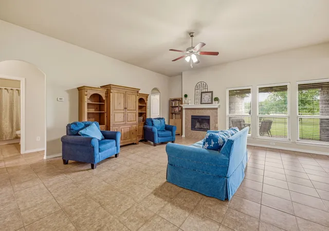 Photo 4 of Single family home for sale at 172 County Road 449, De Leon, TX 76444 | MLS# 21321787 | Listing updated on 2026-09-28