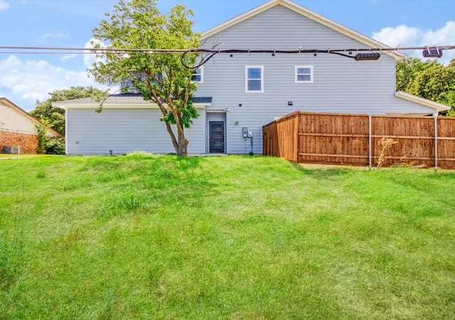 Photo 3 of Single family home for sale at 6223 Post Oak Ter, Fort Worth, TX 76112 | MLS# 21314495 | Listing updated on 2026-08-01