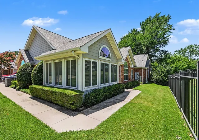 Photo 1 of Condo for sale at 6172 Haley Ln, Fort Worth, TX 76132 | MLS# 21328905 | Listing updated on 2026-09-13