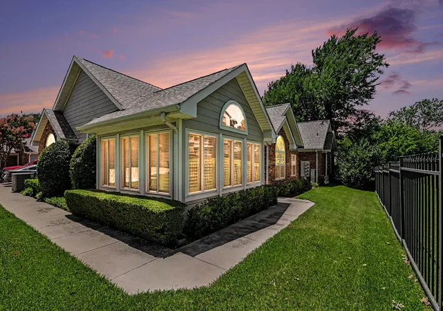 Photo 2 of Condo for sale at 6172 Haley Ln, Fort Worth, TX 76132 | MLS# 21328905 | Listing updated on 2026-09-13