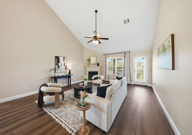 Photo 4 of Sale Pending at 2128 Megan Creek Dr, Little Elm, TX 75068 | MLS# 21329527 | Listing updated on 2026-08-02