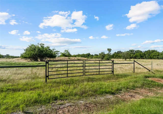 Photo 3 of Land for sale at Tbd 132 Acres Lakewood Dr, Whitney, TX 76692 | MLS# 21330157 | Listing updated on 2026-09-10