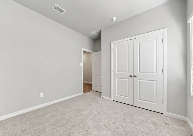 Photo 4 of Single family home for sale at 180 Teton St, Greenville, TX 75402 | MLS# 21330559 | Listing updated on 2026-09-24