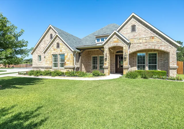 Photo 1 of Sale Pending at 1508 Hidden Springs Rd, Decatur, TX 76234 | MLS# 21329633 | Listing updated on 2026-07-30