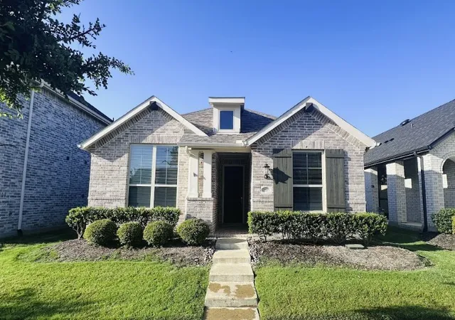 Photo 1 of Single family home for sale at 2537 Stella Ln, Justin, TX 76247 | MLS# 21313362 | Listing updated on 2026-09-11