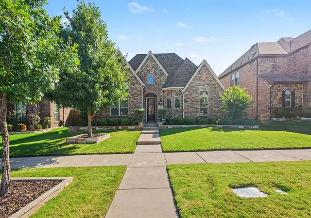 Photo 1 of Sale Pending at 12236 Curry Creek Dr, Frisco, TX 75035 | MLS# 21323609 | Listing updated on 2026-10-22