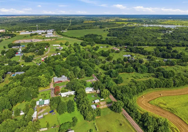 Photo 1 of Land for sale at 505 Aaron Ln, Sherman, TX 75092 | MLS# 21330744 | Listing updated on 2026-09-10