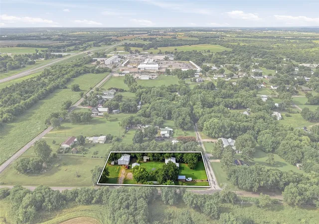 Photo 3 of Land for sale at 505 Aaron Ln, Sherman, TX 75092 | MLS# 21330744 | Listing updated on 2026-09-10