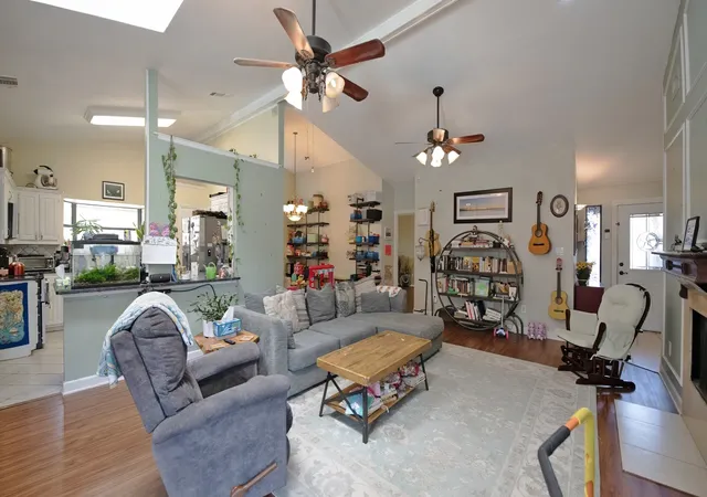Photo 3 of Single family home for sale at 1214 Clearview Dr, Allen, TX 75002 | MLS# 21330978 | Listing updated on 2026-09-11
