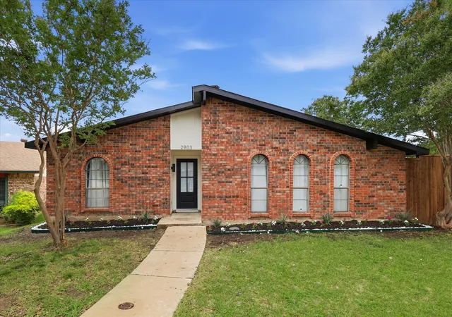 Photo 2 of Single family home for sale at 2903 Winterberry Dr, Carrollton, TX 75007 | MLS# 21331015 | Listing updated on 2026-09-08