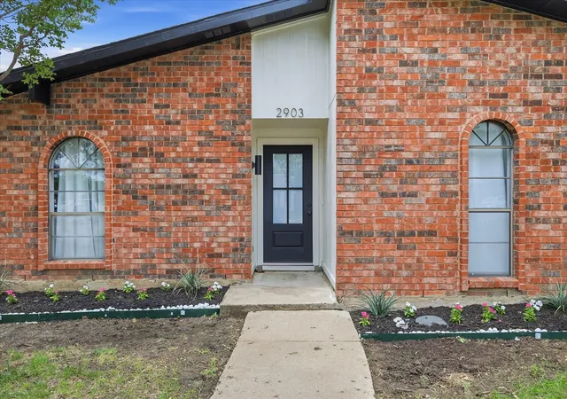 Photo 3 of Single family home for sale at 2903 Winterberry Dr, Carrollton, TX 75007 | MLS# 21331015 | Listing updated on 2026-09-08