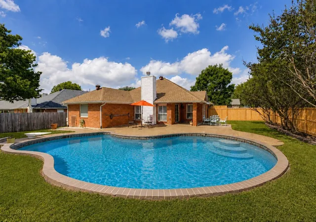 Photo 1 of Single family home for sale at 808 Canyon Valley Dr, Mc Kinney, TX 75071 | MLS# 21329489 | Listing updated on 2026-09-09