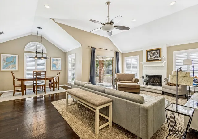 Photo 3 of Single family home for sale at 808 Canyon Valley Dr, Mc Kinney, TX 75071 | MLS# 21329489 | Listing updated on 2026-09-09