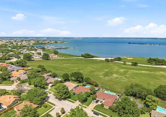 Photo 3 of Sale Pending at 5402 Peninsula Wy, Garland, TX 75043 | MLS# 21330332 | Listing updated on 2026-09-14