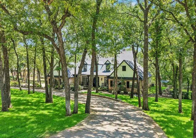 Photo 3 of Sale Pending at 1455 Hickory Ct, Keller, TX 76262 | MLS# 21326145 | Listing updated on 2026-09-11