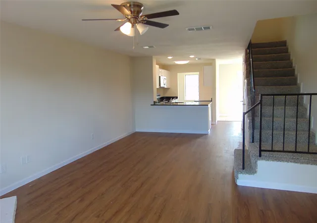 Photo 3 of Sale Pending at 2146 Aspen Dr, Dallas, TX 75227 | MLS# 21325612 | Listing updated on 2026-09-10