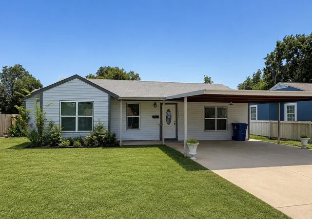 Photo 1 of Single family home for sale at 1640 Glenn Dr, Blue Mound, TX 76131 | MLS# 21331267 | Listing updated on 2026-09-12