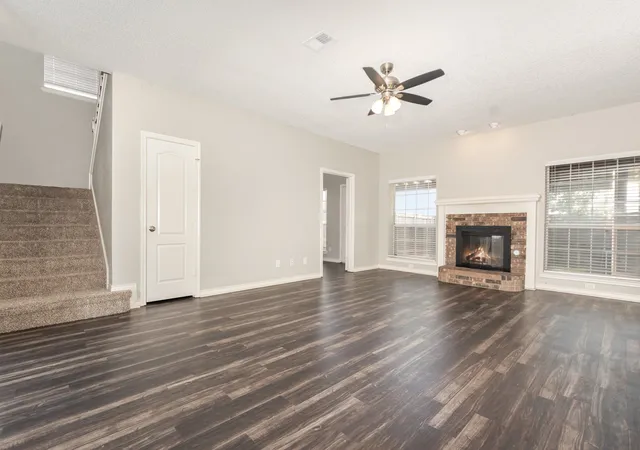 Photo 3 of Single family home for sale at 1305 Barclay Dr, Carrollton, TX 75007 | MLS# 21331201 | Listing updated on 2026-09-08