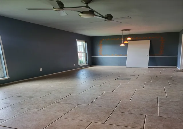 Photo 3 of Sale Pending at 3020 Rockett Dr, Carrollton, TX 75007 | MLS# 21330478 | Listing updated on 2026-09-24