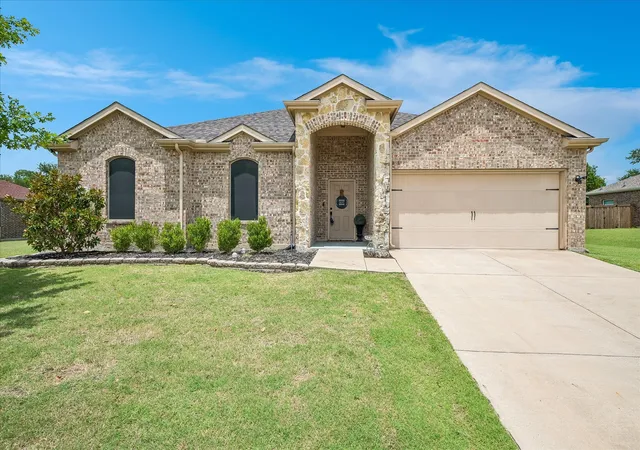 Photo 1 of Single family home for sale at 1222 Monaco Dr, Princeton, TX 75407 | MLS# 21330283 | Listing updated on 2026-08-01