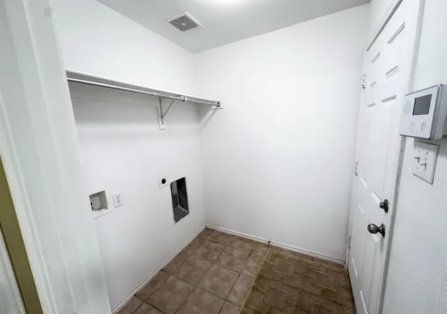 Photo 3 of Single family home for sale at 3252 Torio, Grand Prairie, TX 75054 | MLS# 21331631 | Listing updated on 2026-08-02