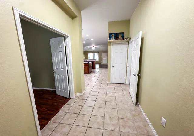 Photo 4 of Single family home for sale at 3252 Torio, Grand Prairie, TX 75054 | MLS# 21331631 | Listing updated on 2026-08-02