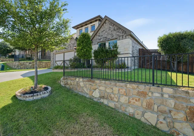 Photo 3 of Sale Pending at 6608 Woodmere Ct, Argyle, TX 76226 | MLS# 21328846 | Listing updated on 2026-09-14