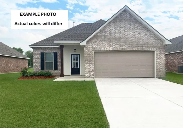 Photo 1 of Sale Pending at 5025 Falcon Bay Dr, Shreveport, LA 71107 | MLS# 21331714 | Listing updated on 2026-07-28