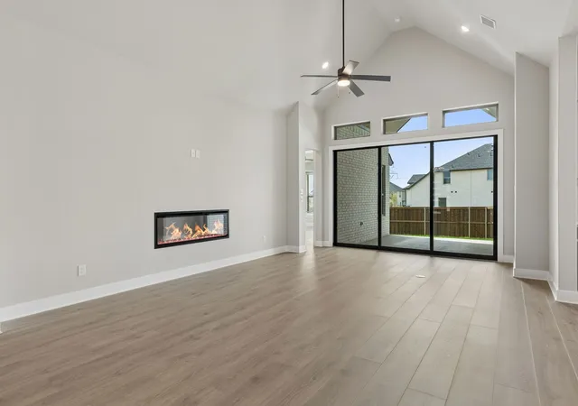 Photo 3 of Sale Pending at 1104 Painted Lady Dr, Crowley, TX 76036 | MLS# 21331724 | Listing updated on 2026-09-08