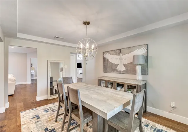 Photo 4 of Single family home for sale at 27 Crestwood Dr, Roanoke, TX 76262 | MLS# 21331789 | Listing updated on 2026-09-29